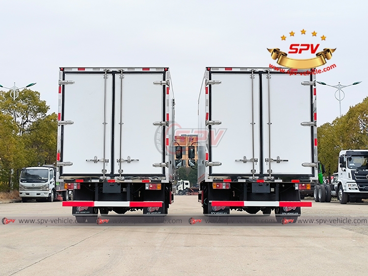 SPV-Vehicle - 4 Tons Fresh Food Transport Truck ISUZU - Rear Side View